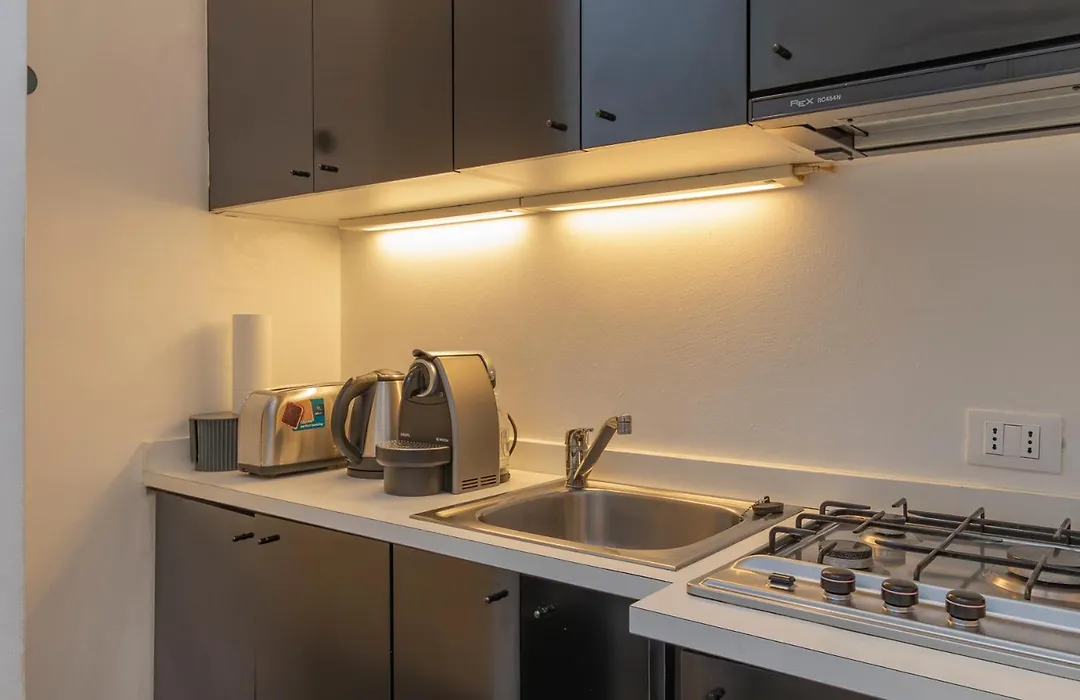 Xenia Apartments - Lovely Studio Apartment In Porta Romana-1